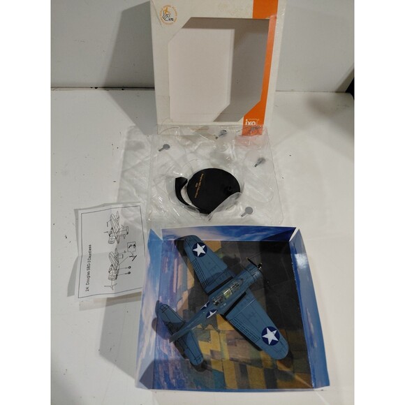 IXO Models Die Cast 1:72 Scale Douglas SBD-3 Dauntless Propeller Airplane - Picture 1 of 10